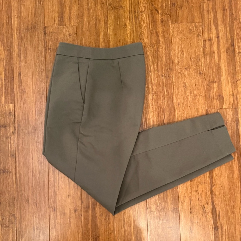 H&M Women’s Size 2 Olive/Dark Khaki Green Dress Pants